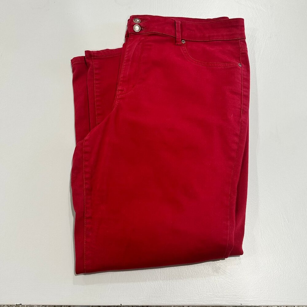 High-rise Red Pant/Jean Relaxed 20W